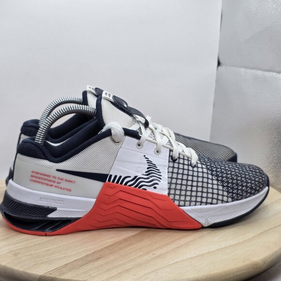 Nike Metcon 8 White Bright Crimson Men's  Gym Shoes DO9328-101. SZ 8.5 - Picture 3 of 10